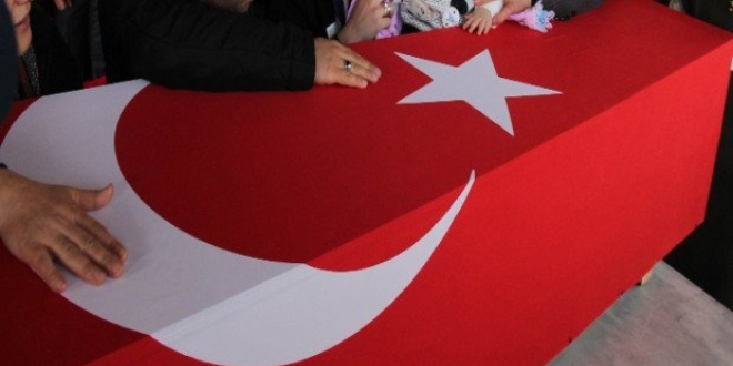 Şehit geçici köy korucusu Öter, toprağa verildi