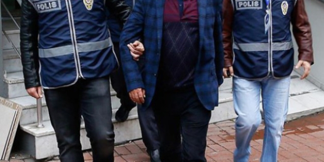 Manisa'da 2 hakim ile 2 savcı gözaltına alındı