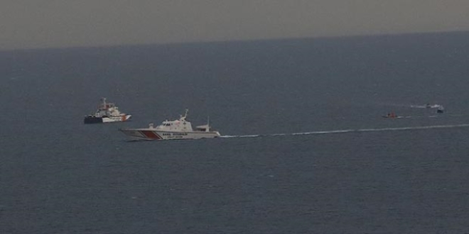 Sakız Adası'na geçmeye çalışan 31 göçmen yakalandı