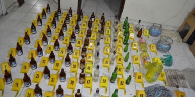 Bitlis'te toprağa gömülü molotofkokteyl malzemeleri bulundu