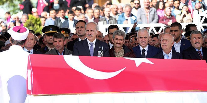 Şehit er Çamurlu son yolculuğuna uğurlandı