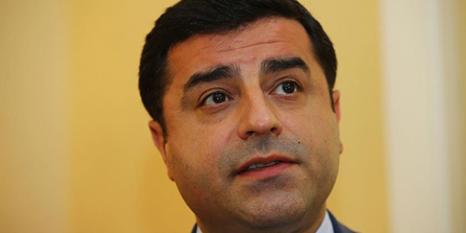 Demirtaş'a 'Hükümeti alenen aşağılamak'tan dava