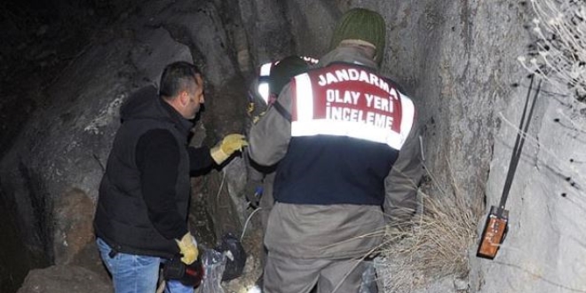 Define aramak için hazırladıkları patlayıcı infilak etti: 1 ölü