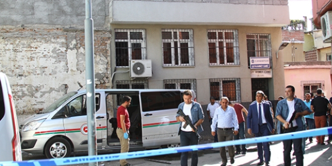 Keşif heyetine patlayıcı atıldı: 1'i hakim 3 yaralı
