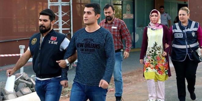 4 ilde 43 öğretmen gözaltına alındı