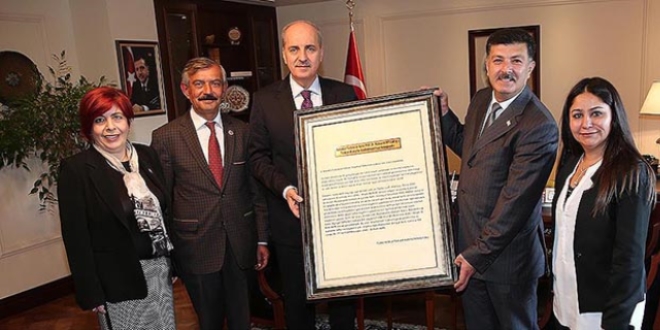 Kurtulmuş, Türkiye Muhtarlar Konfederasyonu üyelerini kabul etti