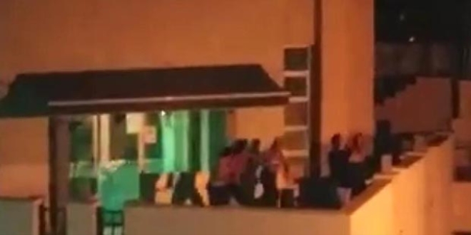 Sela okuyan müezzini darbeden şüpheli tutuklandı
