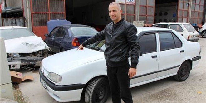 Aracın önü 1996, arkası 2000 model
