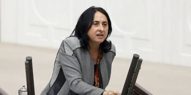 Terörist cenazesine katılan vekile soruşturma açıldı