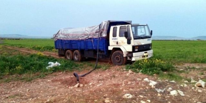 Boru hattından petrol çalan 4 kişi gözaltına alındı
