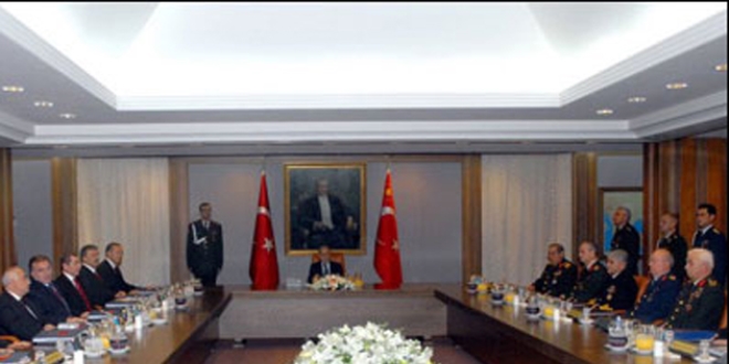 2004 MGK'sı ve FETÖ ile mücadele