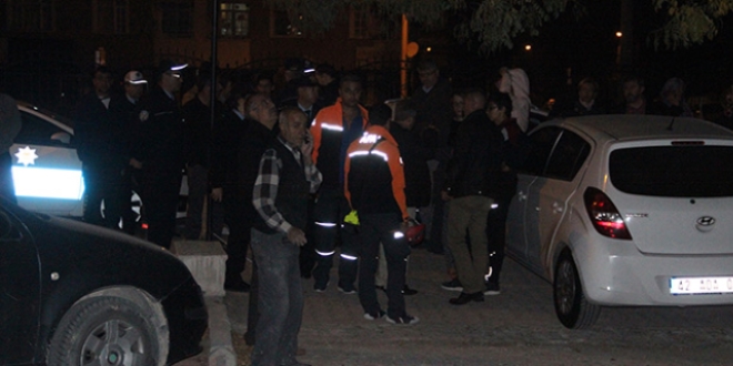 Konya'da yıkılma tehlikesi olan bina boşaltıldı