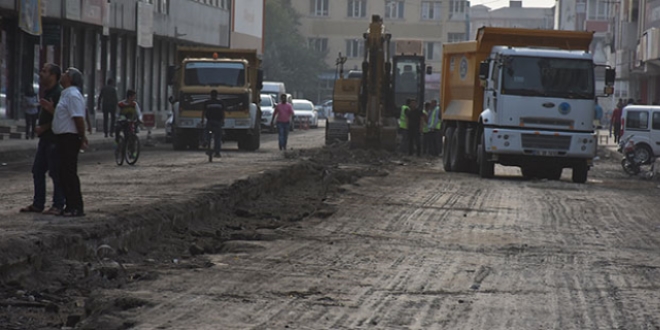 Grevlendirme yaplan belediyede halkn gr alnd