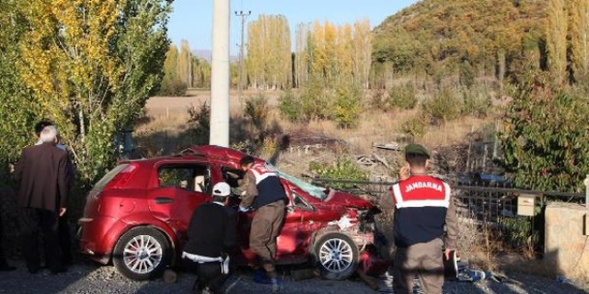 Kaza yapan İlkokul Müdür vekili yaşamını yitirdi