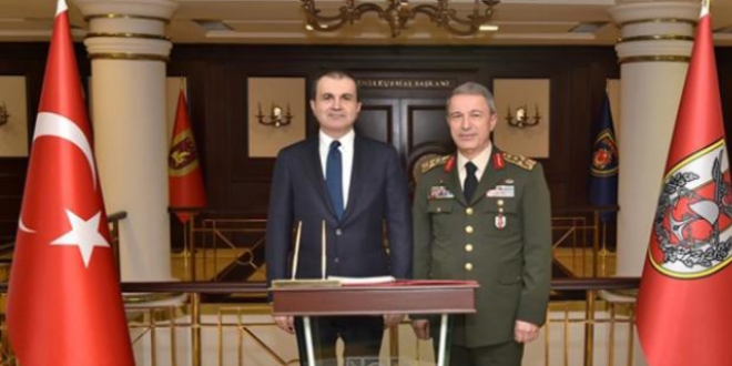 Bakan Çelik'ten Genelkurmay Başkanı Akar'a ziyaret