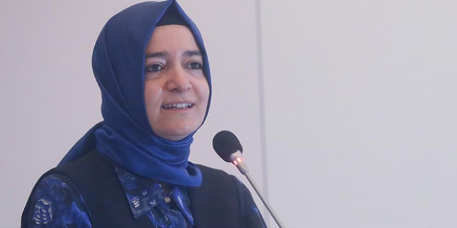 'Hükümet olarak hayatın her alanında sizlerin yanında olacağız'