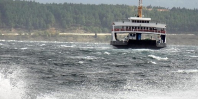 İstanbul'da Deniz ulaşımına fırtına engeli
