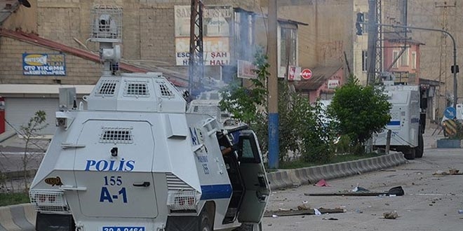 Yüksekova'da sokağa çıkma yasağı ilan edildi
