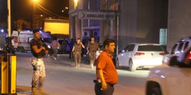 Diyarbakır'da Polis kontrol noktasına saldırı: 2 polis yaralı