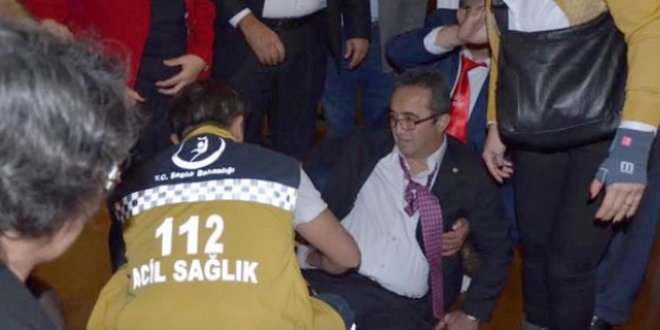 Kurtulmuş ve Çavuşoğlu'ndan CHP'li Tezcan'a saldırıya kınama