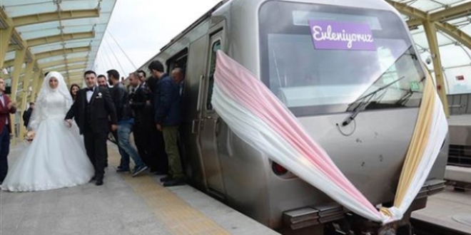 Metroda ilk nikah gerçekleşti