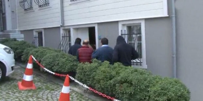 Can Dündar'ın evinde arama yapıldı