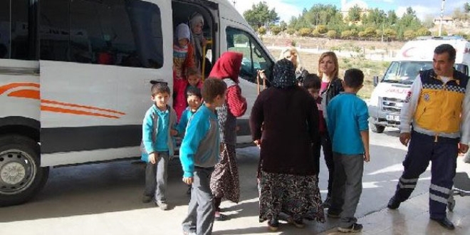 Çorum'da zehirlenen 110 öğrenci hastaneye kaldırıldı