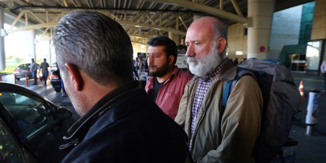 Tuğamiral İrfan Arabacı tutuklandı