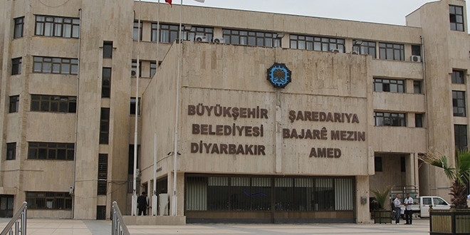 Diyarbakır Büyükşehir Belediyesine kayyım atandı