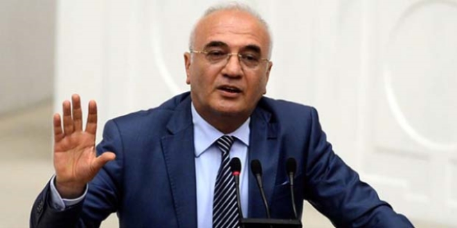 'FETÖ konusunda en dezenfekte olmuş parti, AK Parti'dir'