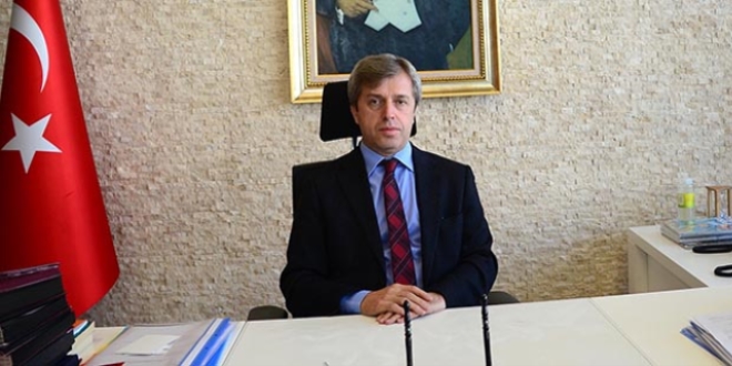 Vali Çınar: Belediyelerimize düşen, halka onuruyla hizmet etmektir