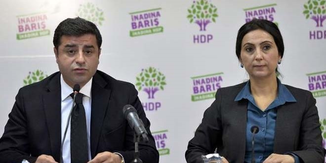Selahattin Demirtaş ve Figen Yüksekdağ tutuklandı