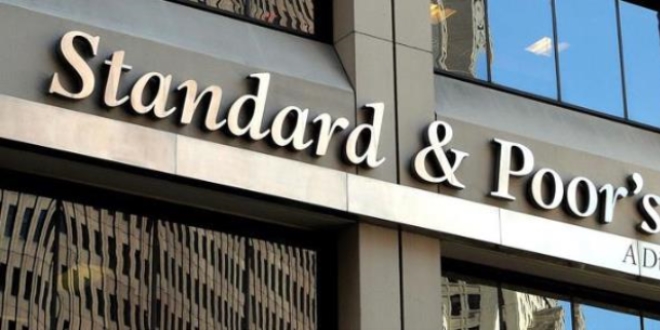 S&P Türkiye'nin kredi notunu yükseltti