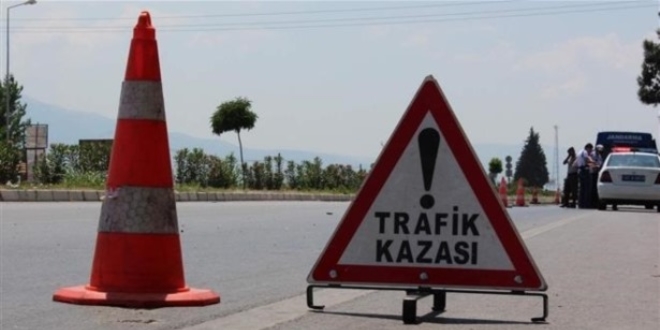 Denizli'de trafik kazas: 1 l, 3 yaral