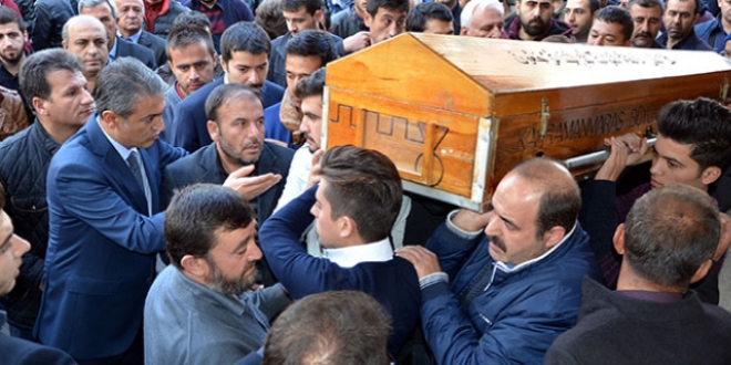 Ölü bulunan üniversite öğrencisi toprağa verildi