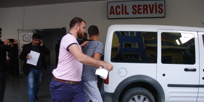 İzinsiz gösteride elinde EYP patlayan kişi gözaltına alındı