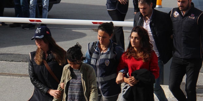 PKK'dan gzaltna alnan 7 niversiteli adliyeye sevk edildi