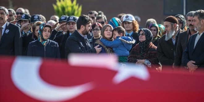 Şehit Kaymakam Safitürk'ün eşi: Sana da böylesi yakışırdı