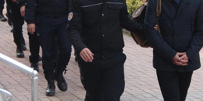 Aydın'da polis ve eczacının da bulunduğu 10 kişi gözaltına alındı