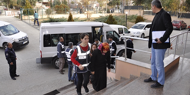 9 ilde FETÖ operasyonu: 15 kişi gözaltına alındı