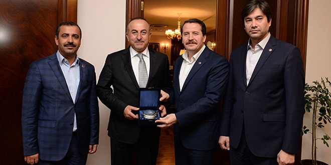 '4/B'li sözleşmeli personele görev ücreti artışı verilmedi'