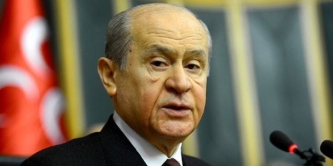 Bahçeli: Batı teröristlere kucak açıyor