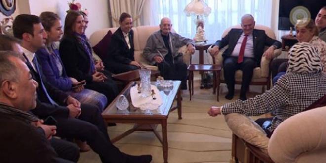 Başbakan Yıldırım'a Türk kahvesi ikramı