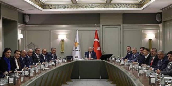 AK Parti MYK toplantısı sona erdi