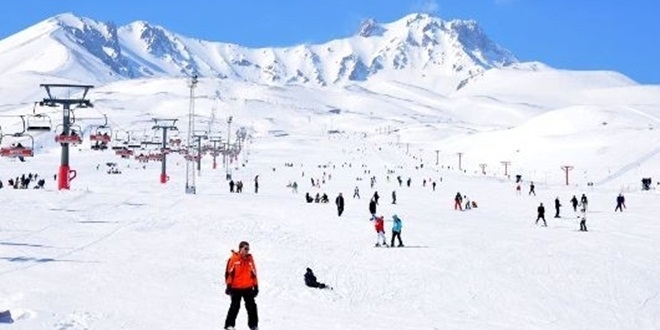 Erciyes, suni karla, Aralık'ta sezona hazır olacak