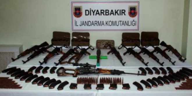 Diyarbakır'da silah ve mühimmat ele geçirildi