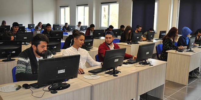 3 bin nüfuslu ilçede 3 milyon lira bağış toplandı