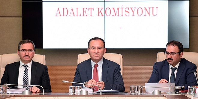 Komisyon, 'erken yaşta evlilik' düzenlemesini yarın görüşecek