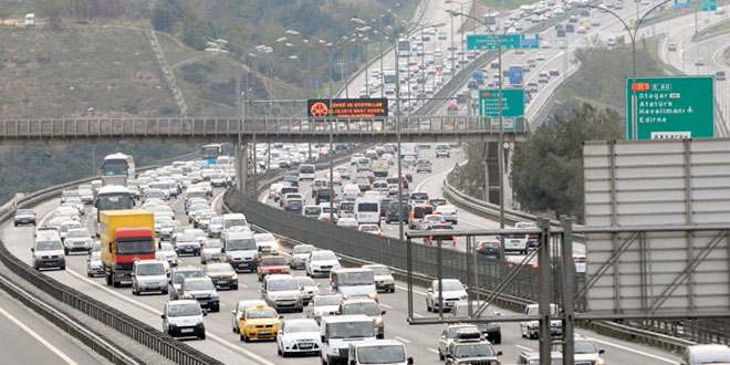 stanbul'da baz yollar 2 gn trafie kapatlacak