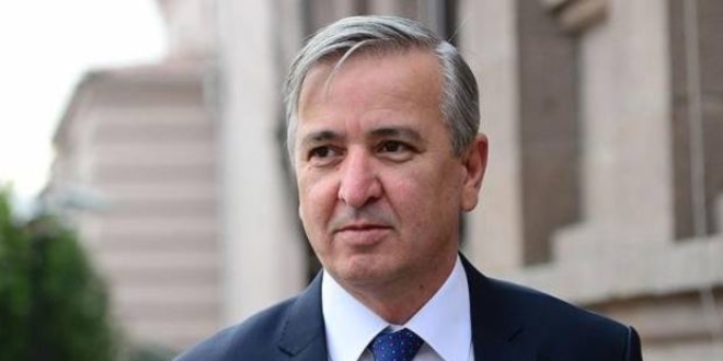 'FETÖ'yle uğraşmayacaksın.' diyorlar'
